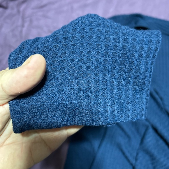 Initiatives xl blue sweater- can be tied up the front- finish off your outfit - Picture 2 of 9